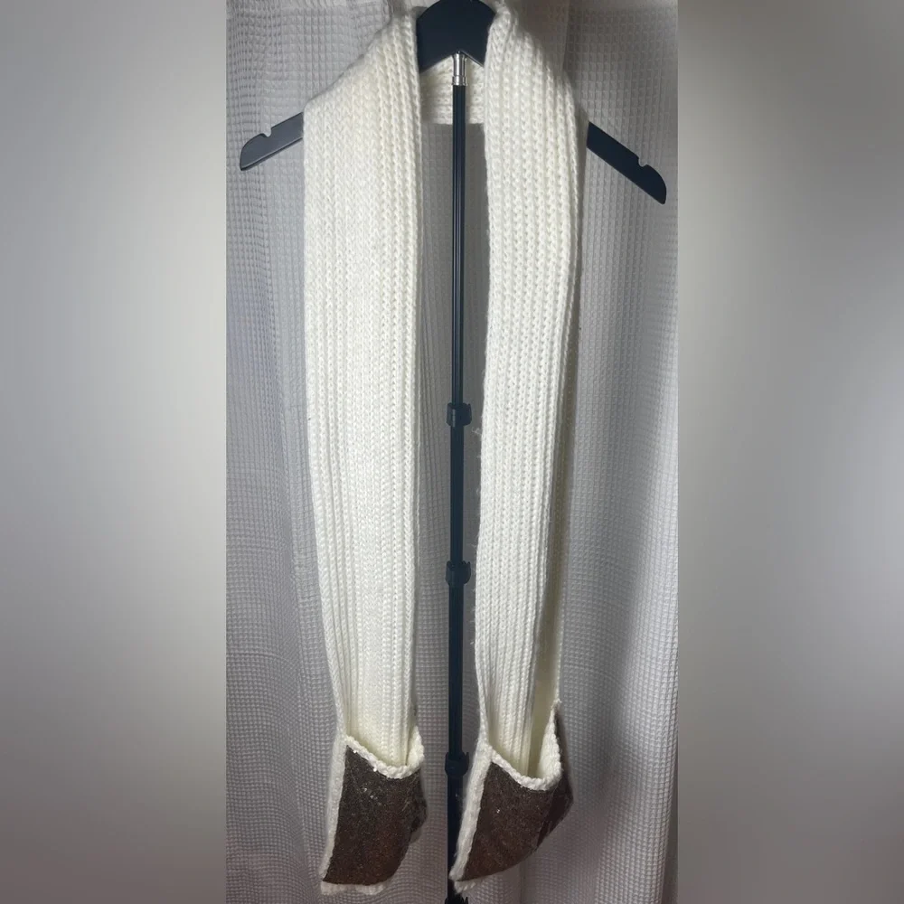 INC International Concepts‎ Oversize Knit Sequined Pocket Scarf Ivory-Gold